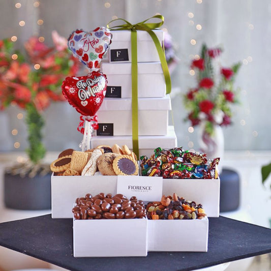 Dulce Sorpresa - Torre de Regalo con Variedad de Botanas