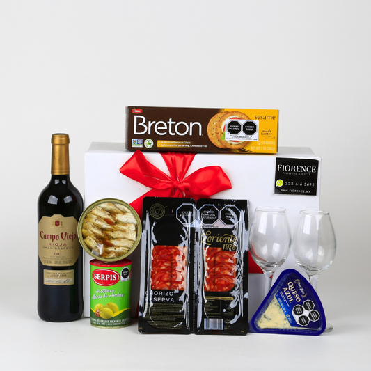 Regalo con Vino Tinto y Variedad de Productos Gourmet