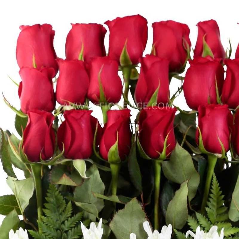 Arreglo de rosas rojas "Cascata Di Rose"