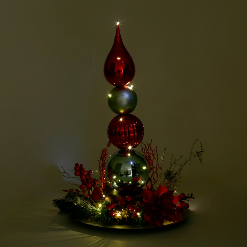Minimalistic Christmas Tree