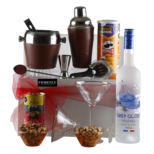 Cocktail Set gift with Vodka, Snacks and More