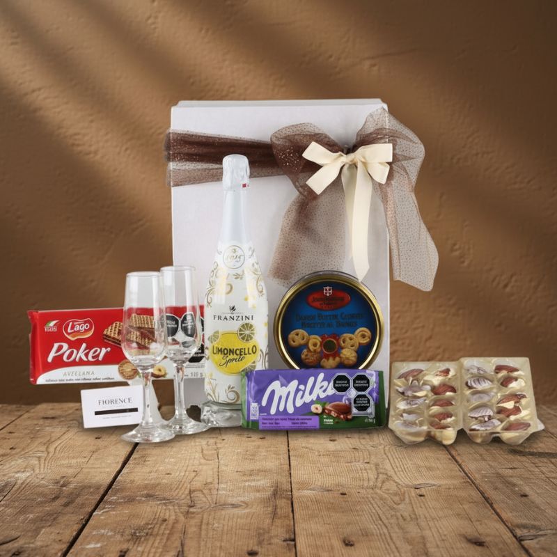 Sweet Gift Box with Limoncello Spritz