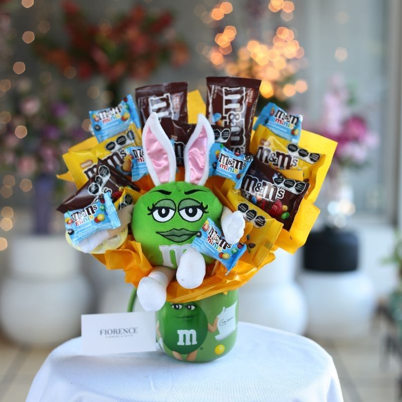 Candy Bouquet in a Mug with M&M´s