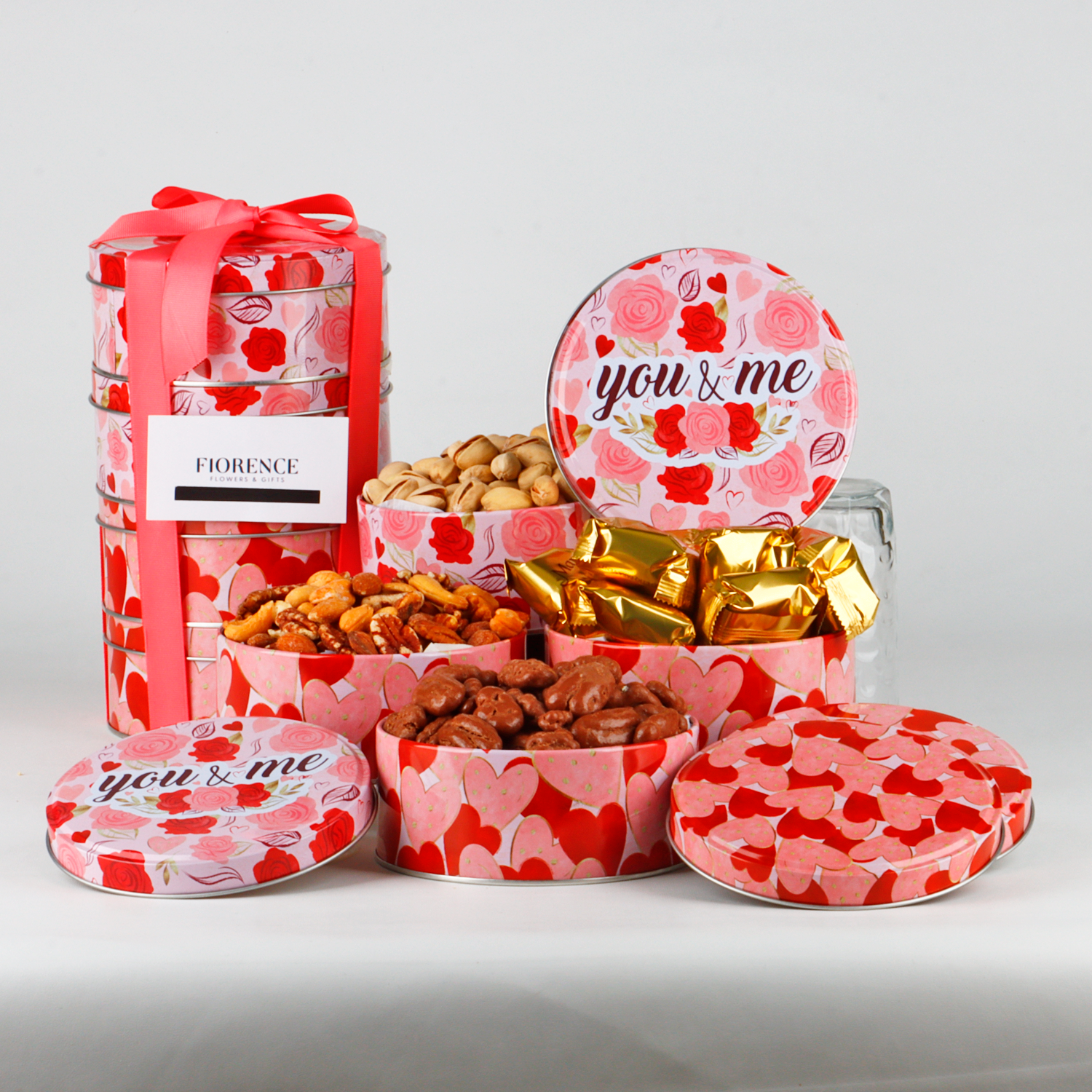 "You & Me" Torre de Regalo con Pistaches, Nueces y Más