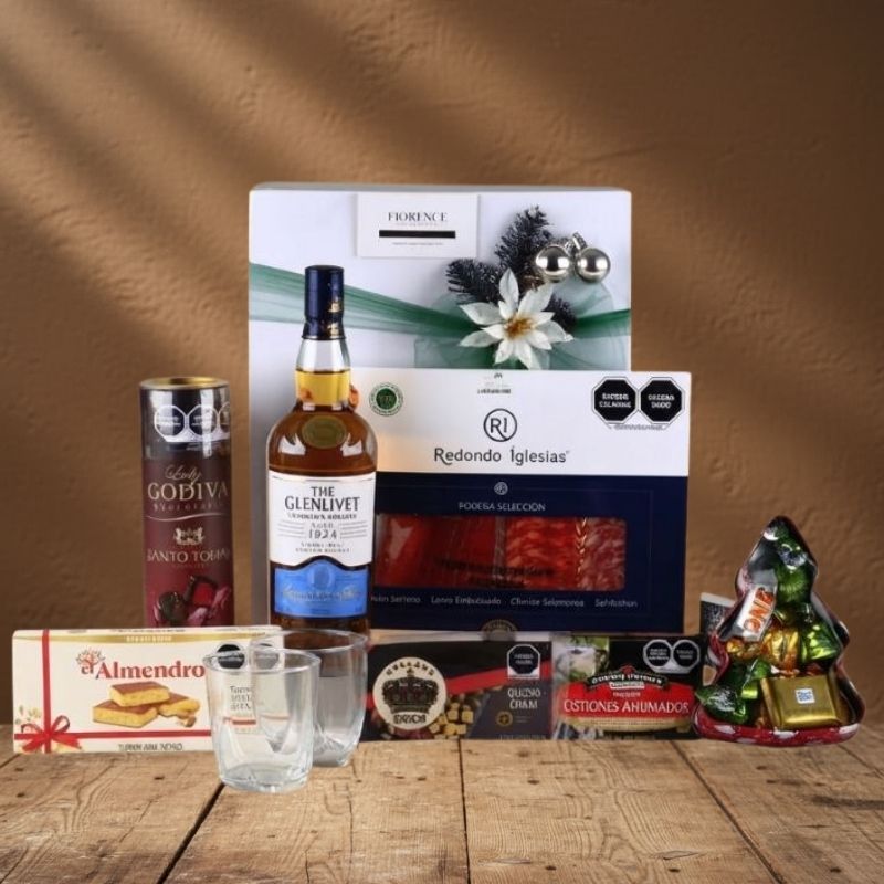 Caja de Regalo Navideña Glenlivet Founder's Reserve – Charcutería & Godiva