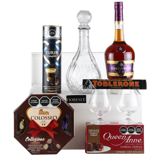 Caja de Regalo Deluxe con Cognac Courvoisier, Licorera de Cristal y Chocolates Importados