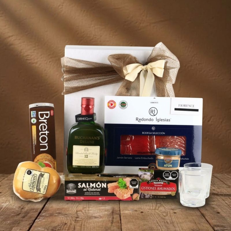 Caja de Regalo con Whisky Escocés Buchanan's Deluxe 12 años y Botana Gourmet