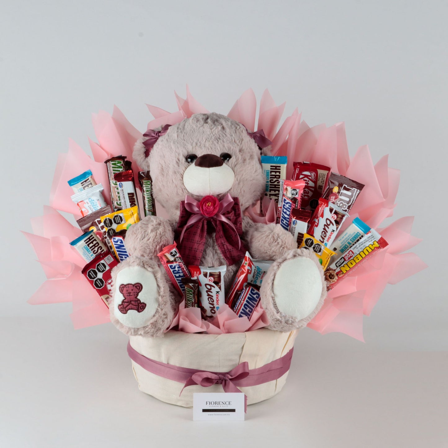 "Cute Teddy Bear with Chocolates" Candy Bouquet