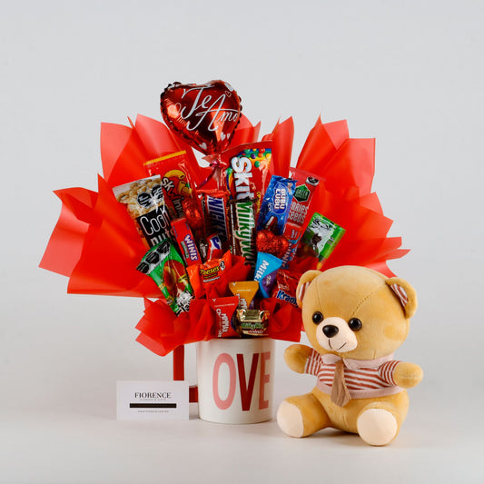 Candy Bouquet en taza LOVE con osito.