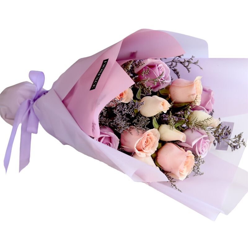 12 light pink roses bouquet