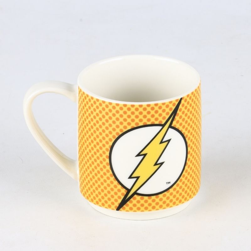 Candy Bouquet "Liga de la Justicia": Taza de Colección y Selección de 15 Dulces