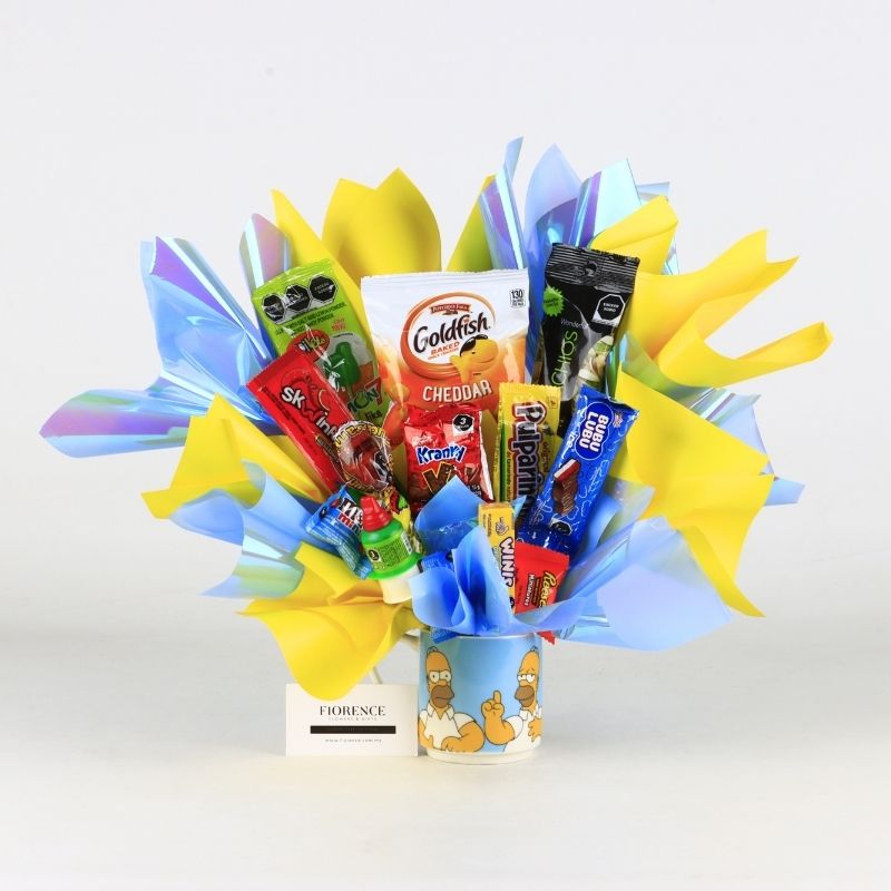 Candy Bouquet "Los Simpsons": Taza de Colección y Selección de Dulces.