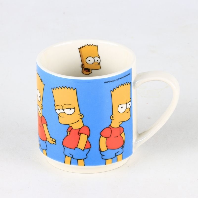 Candy Bouquet "Los Simpsons": Taza de Colección y Selección de Dulces.